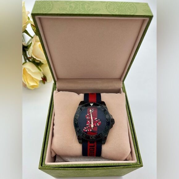 Men’s Gucci snake embroidered 45 mm watch - Picture 7 of 10